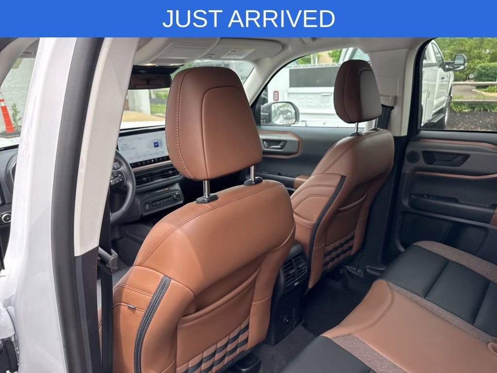 Certified 2025 Ford Bronco Sport Outer Banks w/ Outer Banks Tech Package+ AWD/4WD image 39