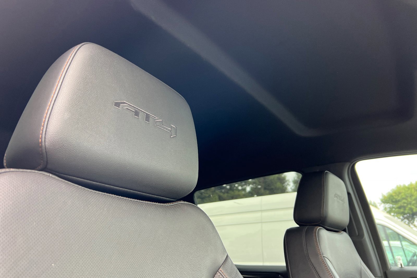 Used 2023 GMC Sierra 1500 AT4 image 17