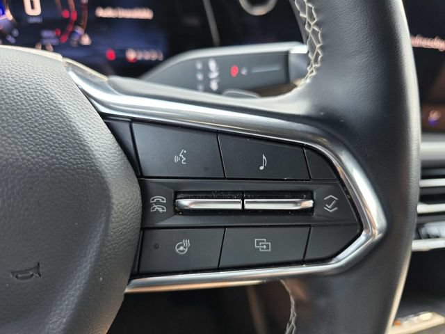 Used 2025 Chevrolet Traverse LT FWD image 15
