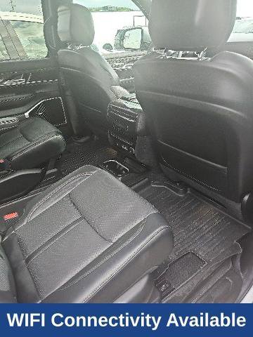 Used 2022 Jeep Wagoneer Series III w/ Premium Group I AWD/4WD image 11