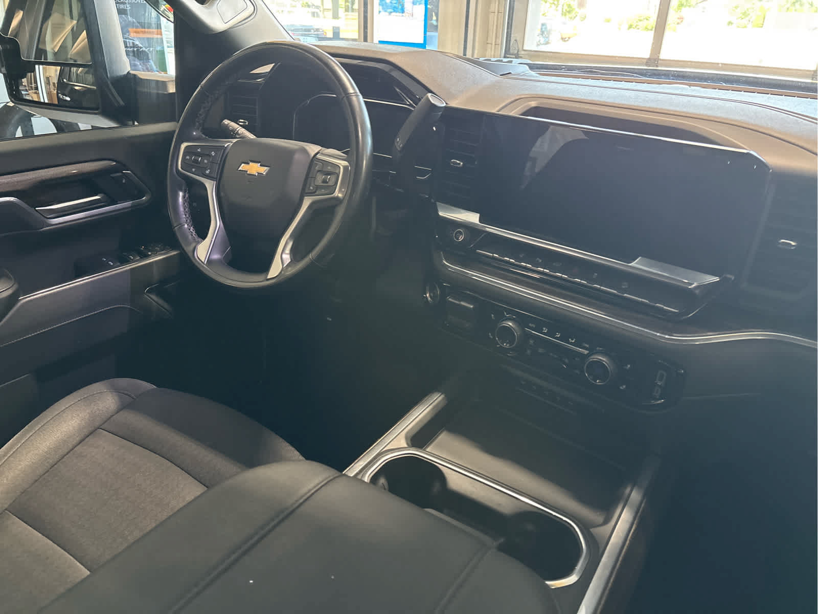 Used 2025 Chevrolet Silverado 2500 LT w/ Z71 Chrome Sport Edition AWD/4WD image 10