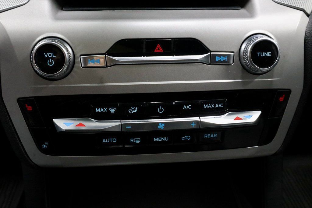 Certified 2023 Ford Explorer XLT w/ Equipment Group 202A image 36