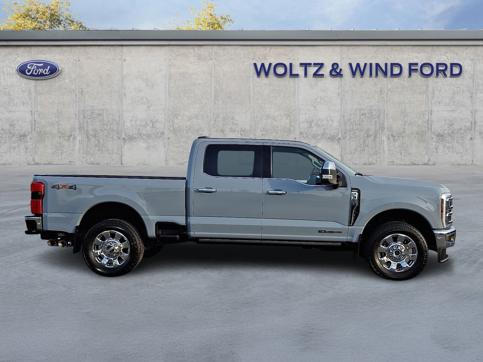 Certified 2025 Ford F350 Lariat w/ Lariat Ultimate Package image 2
