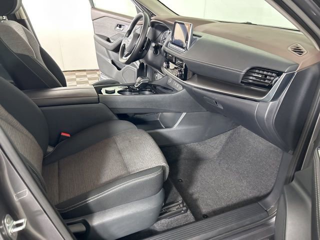Used 2022 Nissan Rogue SV AWD/4WD image 18
