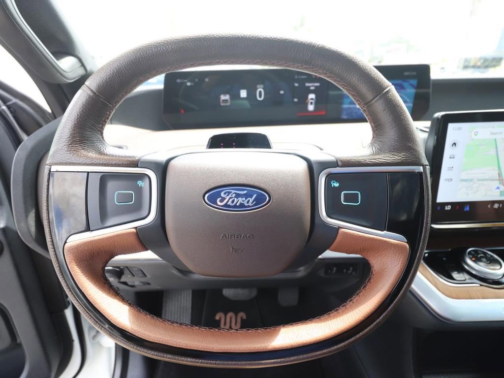 Certified 2025 Ford Expedition King Ranch image 20