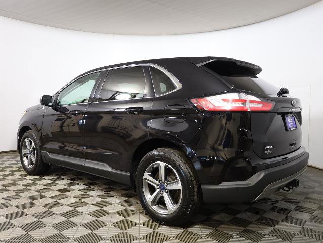 Certified 2022 Ford Edge SEL w/ Convenience Package image 2