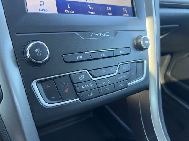 Certified 2020 Ford Fusion SE image 15