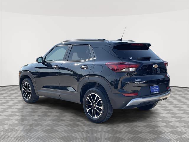 Used 2024 Chevrolet TrailBlazer LT AWD/4WD image 9