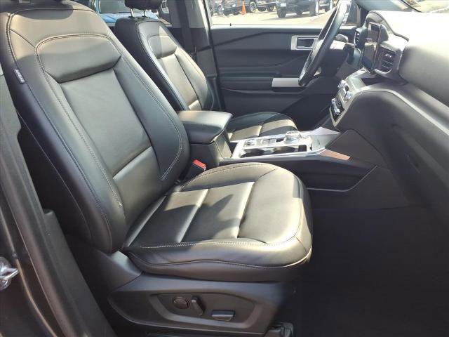 Certified 2023 Ford Explorer XLT w/ Equipment Group 202A AWD/4WD image 19