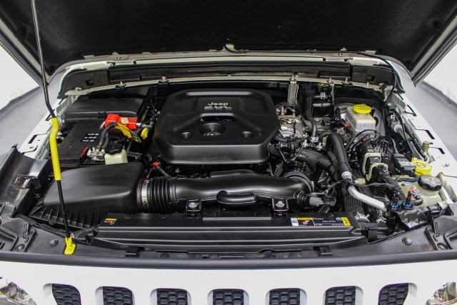 Used 2021 Jeep Wrangler Sport AWD/4WD image 25