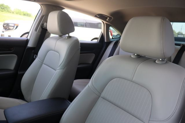 Used 2023 Honda Civic Touring image 12