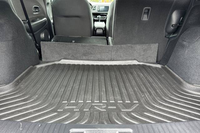 Used 2019 Honda HR-V EX image 16