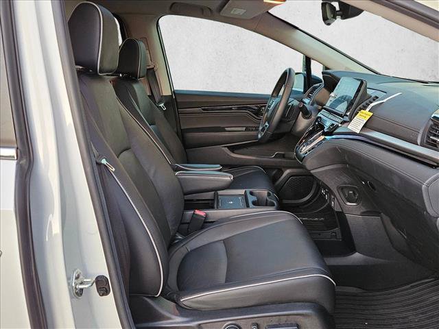 Used 2025 Honda Odyssey Touring image 18
