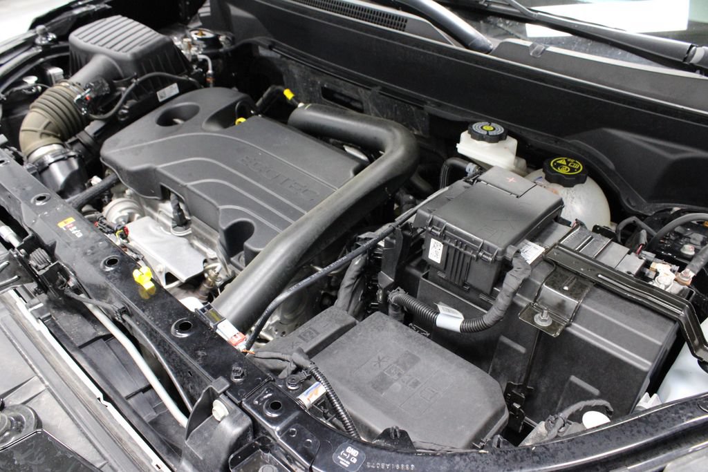 Used 2023 Chevrolet Equinox RS FWD image 14