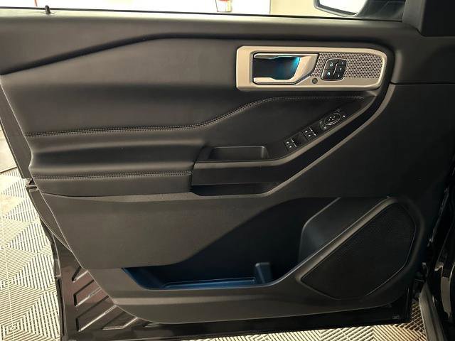 Certified 2020 Ford Explorer Platinum image 16