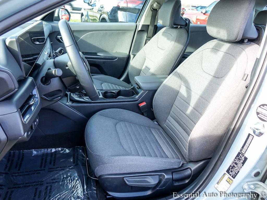 Used 2025 Kia K4 EX FWD image 9