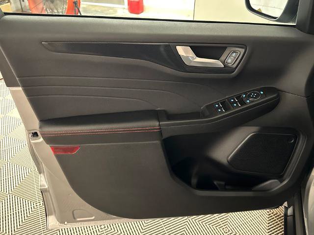 Certified 2024 Ford Escape ST-Line w/ Tech Pack #1 FWD image 16