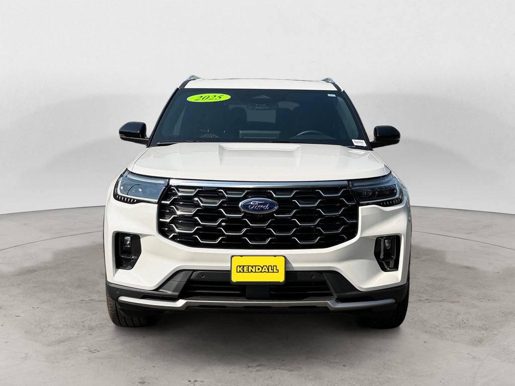 Certified 2025 Ford Explorer Platinum w/ Ultimate Package AWD/4WD image 2