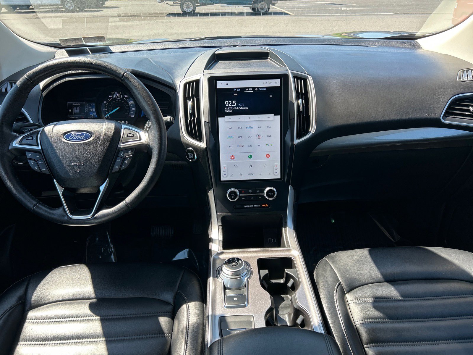 Certified 2023 Ford Edge SEL w/ Convenience Package AWD/4WD image 3