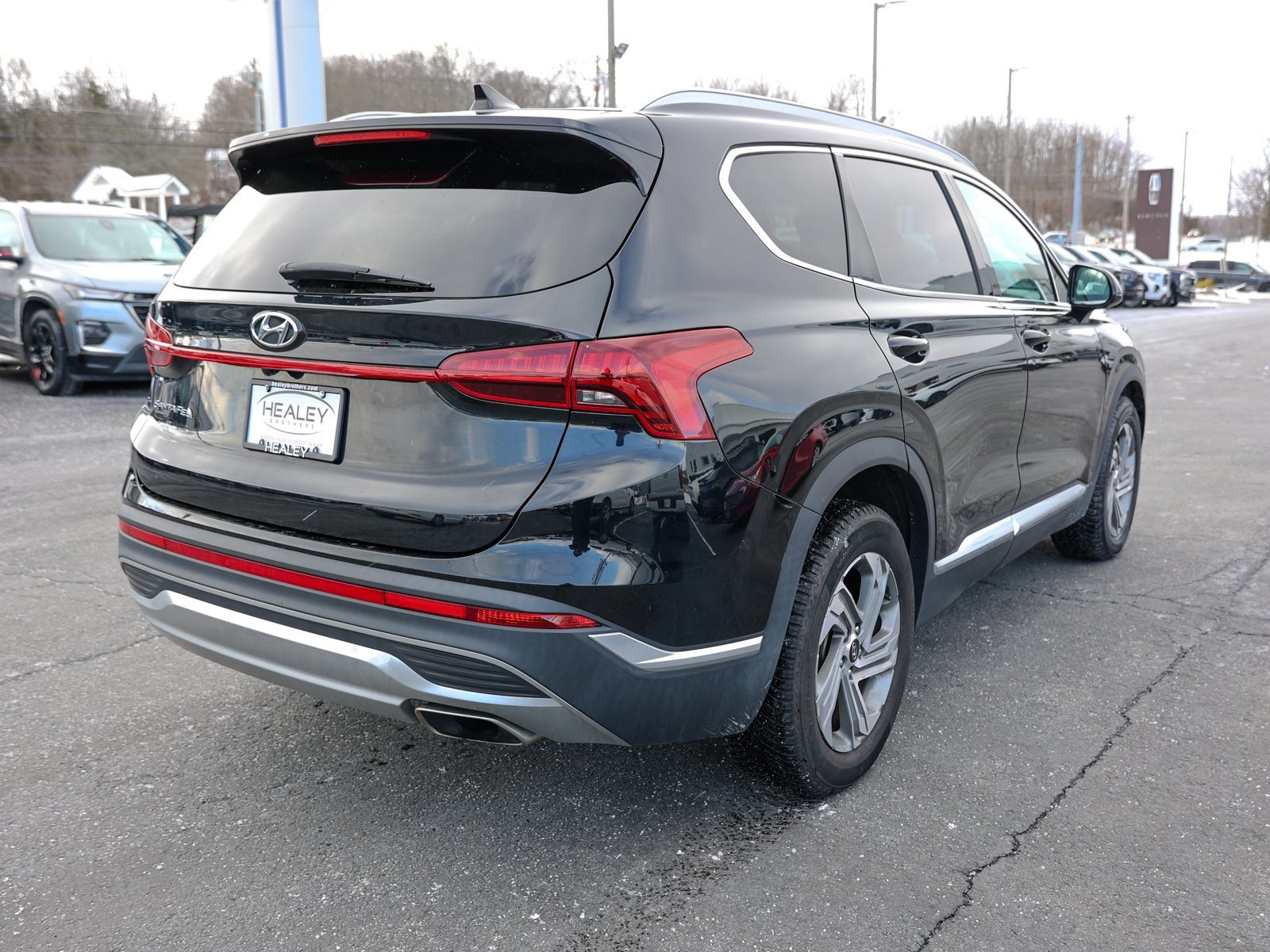 Used 2021 Hyundai Santa Fe SEL image 4
