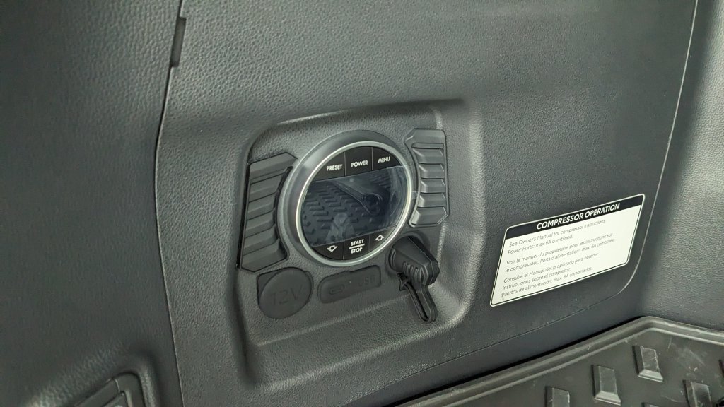 Used 2025 Lexus GX 550 AWD/4WD image 7