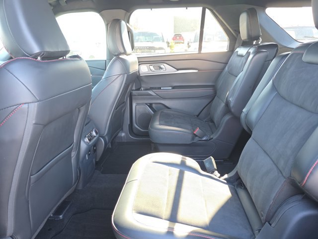 Certified 2025 Ford Explorer ST image 25