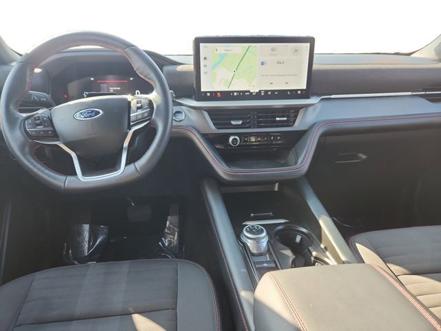 Certified 2025 Ford Explorer ST-Line image 13