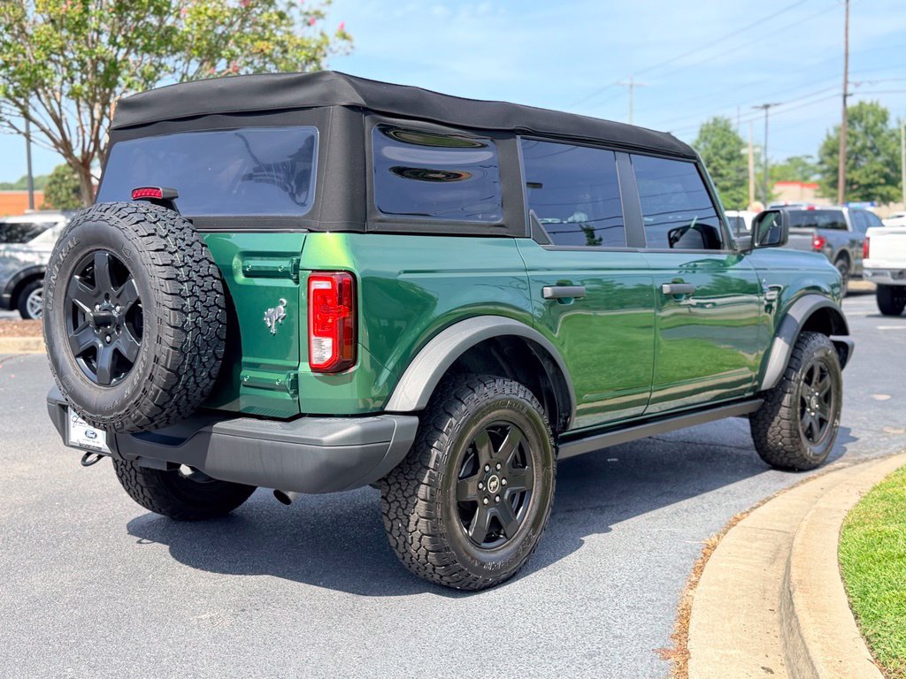 Certified 2024 Ford Bronco Black Diamond AWD/4WD image 9