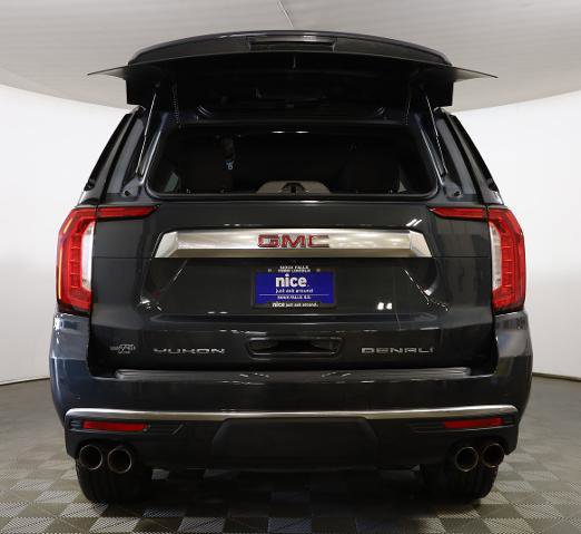 Used 2021 GMC Yukon Denali w/ LPO, Illumination Package image 4