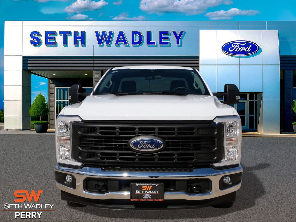 Certified 2025 Ford F250 XL w/ XL Driver Assist Package RWD image 4