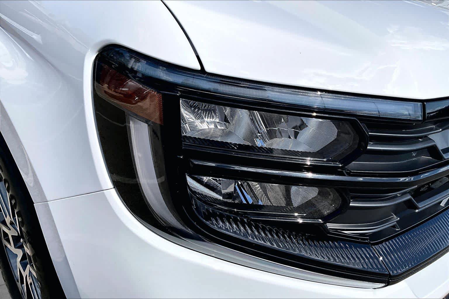 Certified 2025 Ford Expedition Active RWD image 26