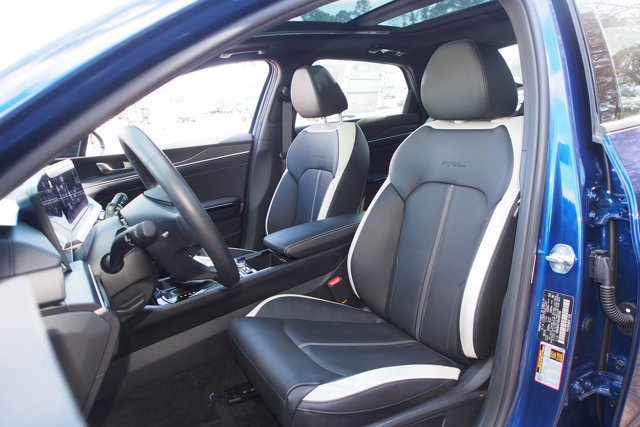 Used 2025 Kia K5 GT-Line w/ GT-Line Premium Package image 21