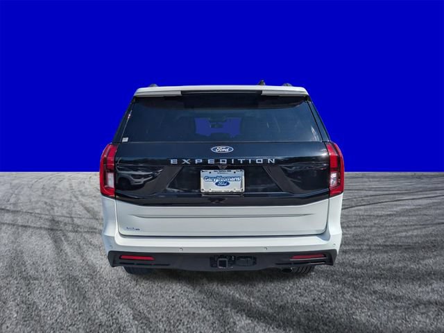 Certified 2027 Ford Expedition Active RWD image 5