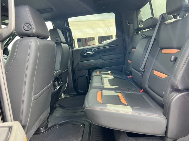 Used 2023 GMC Sierra 1500 AT4 w/ AT4 Premium Package AWD/4WD image 5