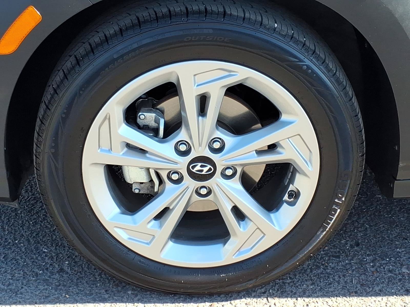 Used 2023 Hyundai Kona SEL FWD image 8