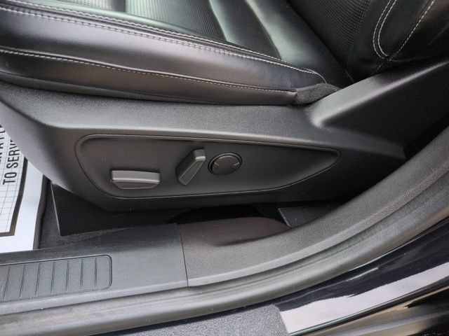 Certified 2023 Ford Escape Platinum AWD/4WD image 12