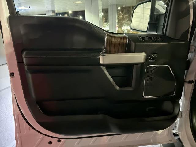 Certified 2019 Ford F150 Lariat w/ Equipment Group 502A Luxury image 18