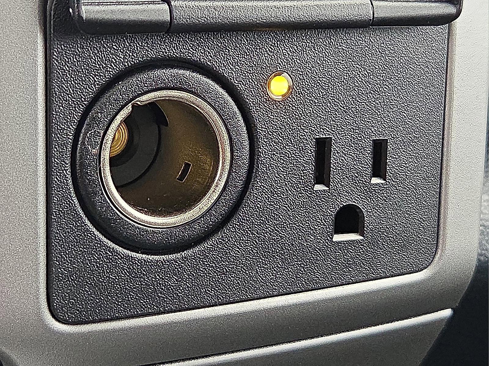 Certified 2022 Ford F350 Lariat w/ Lariat Ultimate Package image 20