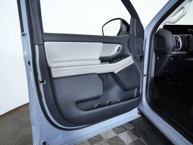 Certified 2025 Ford Expedition Active AWD/4WD image 15