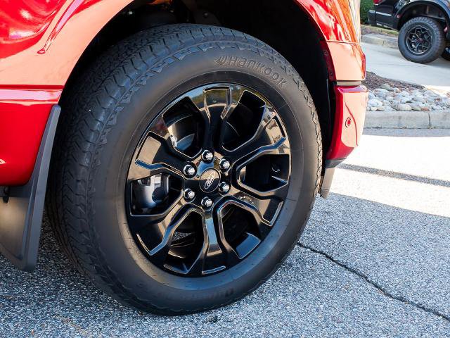 Certified 2022 Ford F150 Platinum w/ Equipment Group 701A High image 8