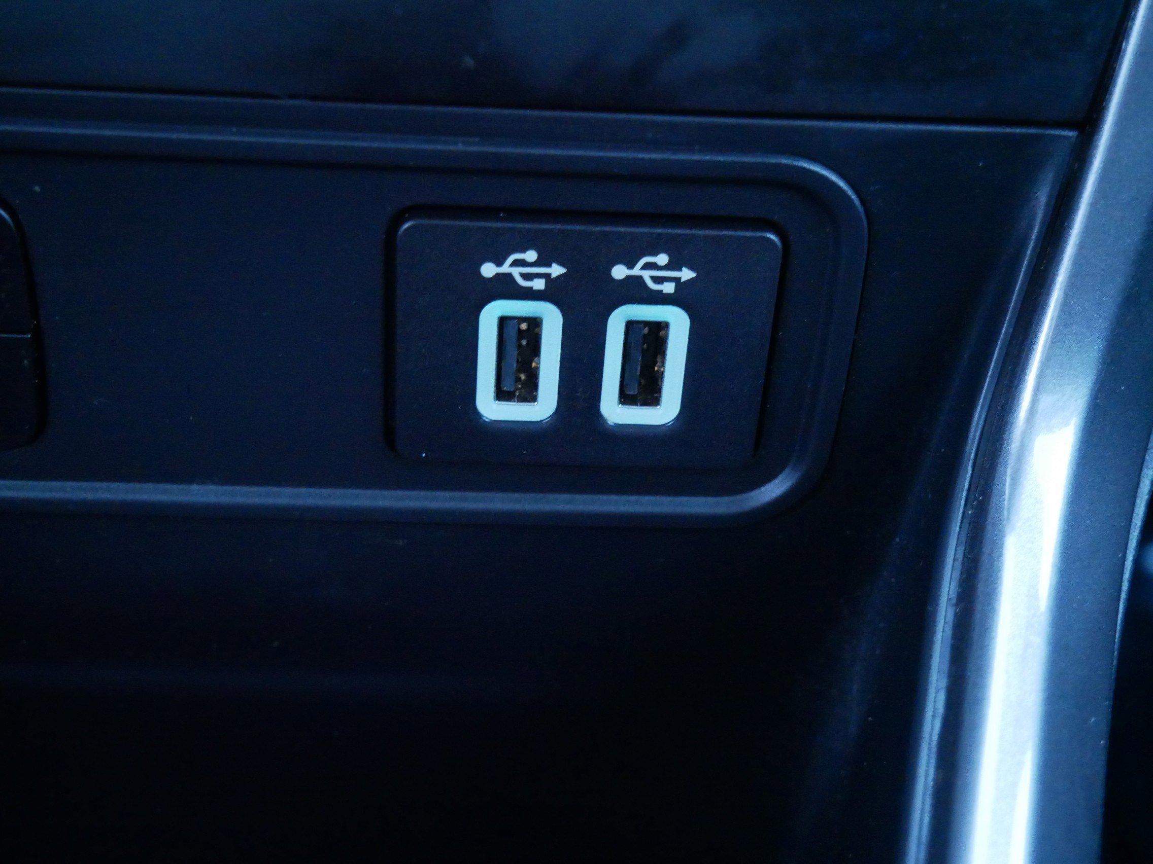 Certified 2021 Ford EcoSport SE w/ SE Convenience Package image 32