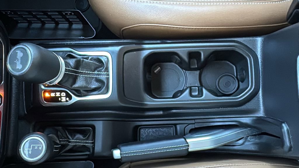 Used 2023 Jeep Wrangler Unlimited Rubicon w/ Xtreme 35 Tire Package image 15