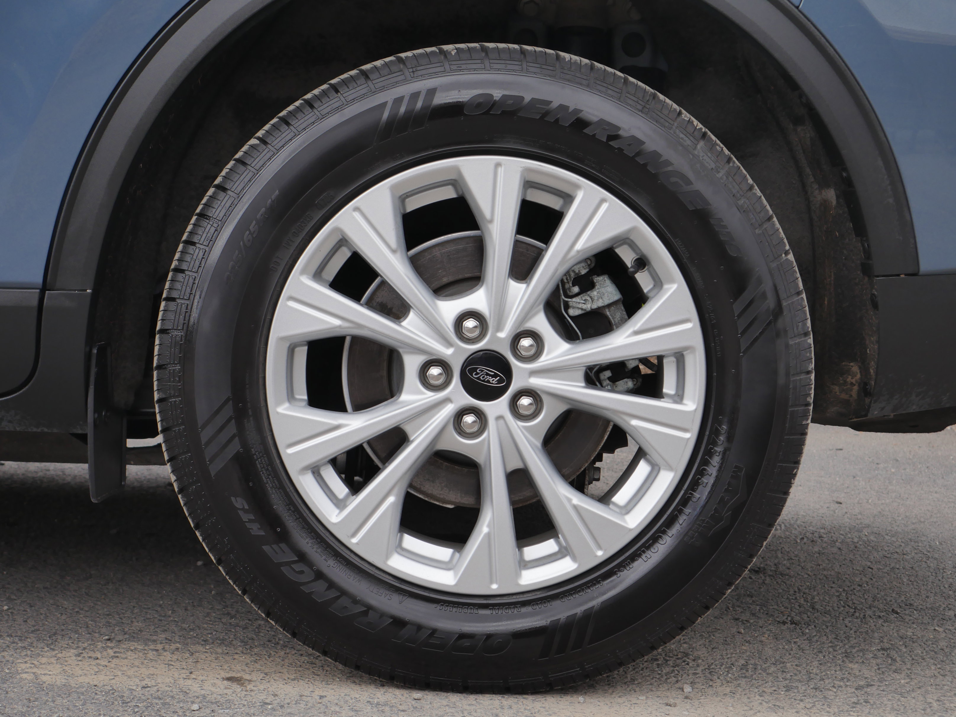 Certified 2023 Ford Escape Active AWD/4WD image 17