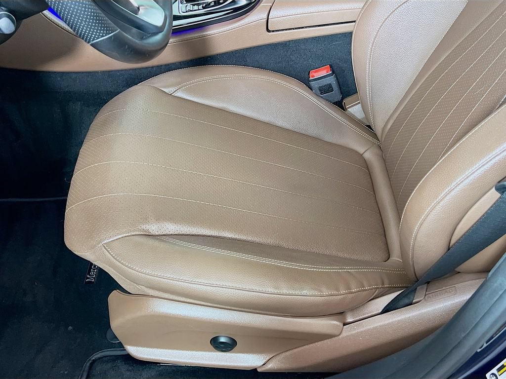 Used 2017 Mercedes-Benz E 300 4MATIC image 22