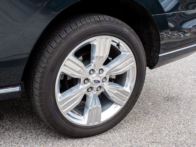 Certified 2024 Ford Expedition Platinum image 6