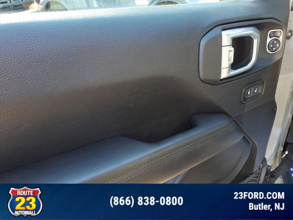 Used 2021 Jeep Wrangler Unlimited Sahara image 12