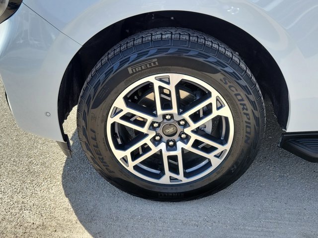 Certified 2025 Ford Expedition Max Active image 8