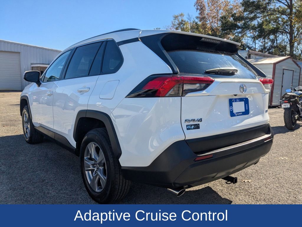 Used 2024 Toyota RAV4 XLE image 6