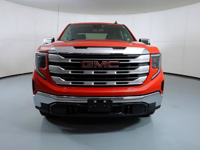 Used 2022 GMC Sierra 1500 SLE AWD/4WD image 3
