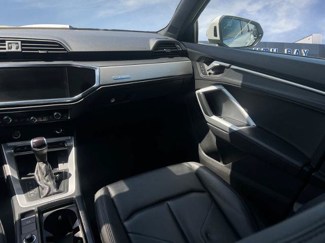 Used 2024 Audi Q3 2.0T Premium AWD/4WD image 15